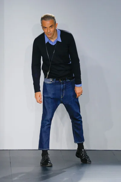 Look 27